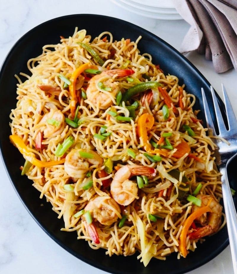 Chilli Garlic Shrimp Hakka Noodles - Bengali dish